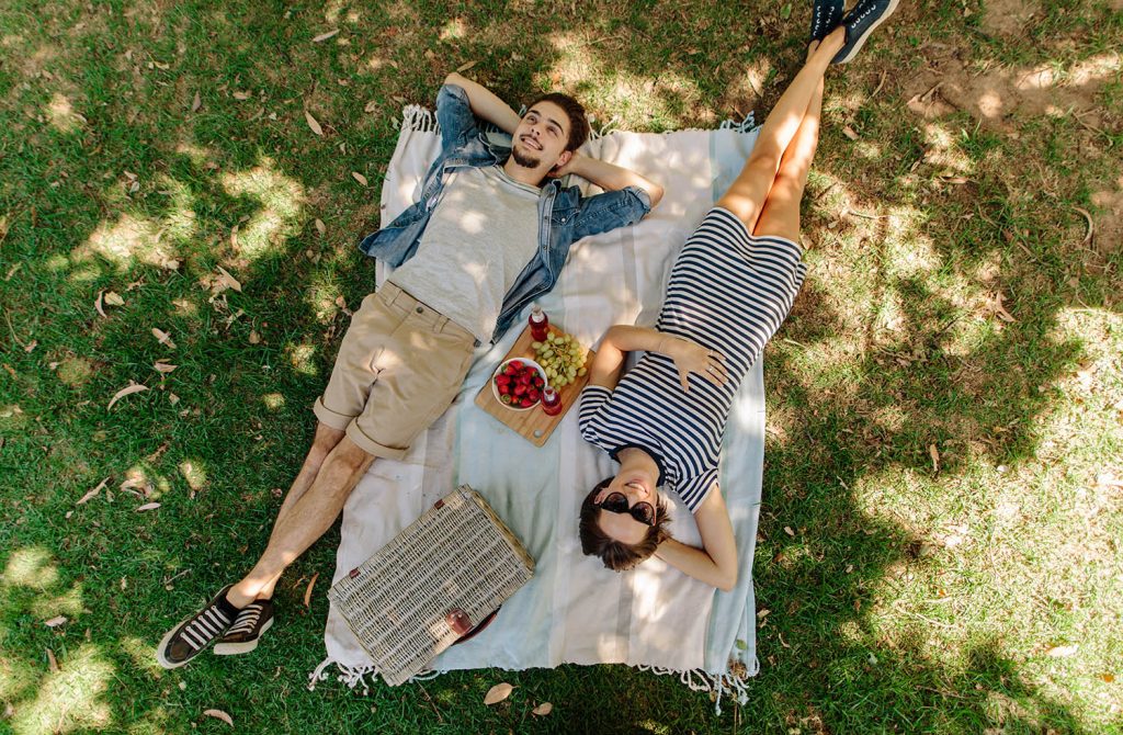 picnic baskets for two