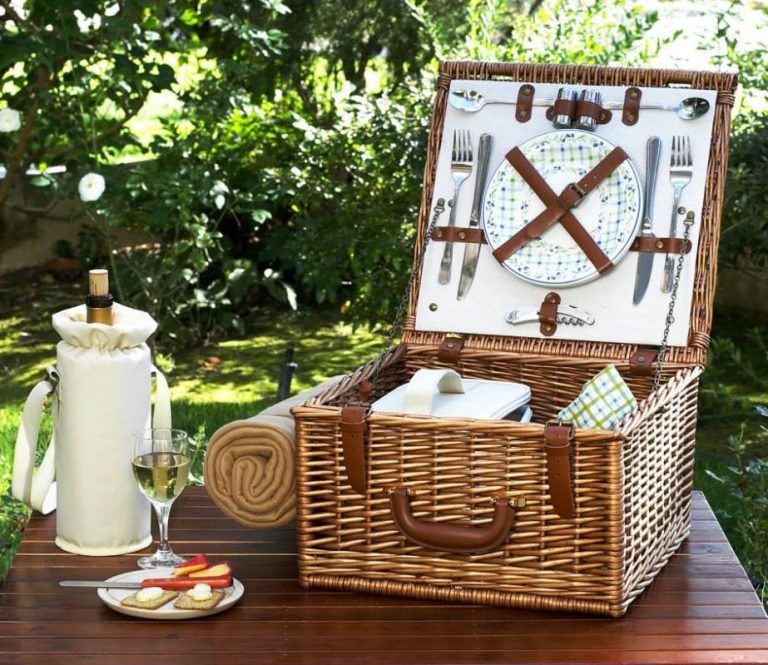 The 5 Best Places to Buy a Picnic Basket in 2021