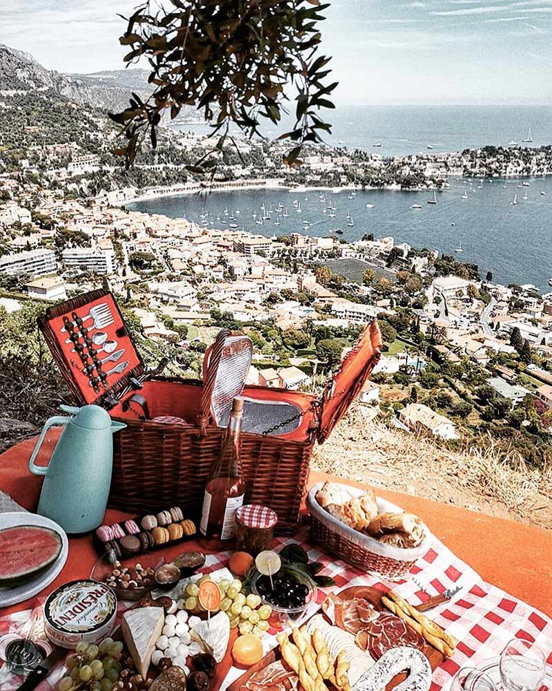 wicker french picnic basket