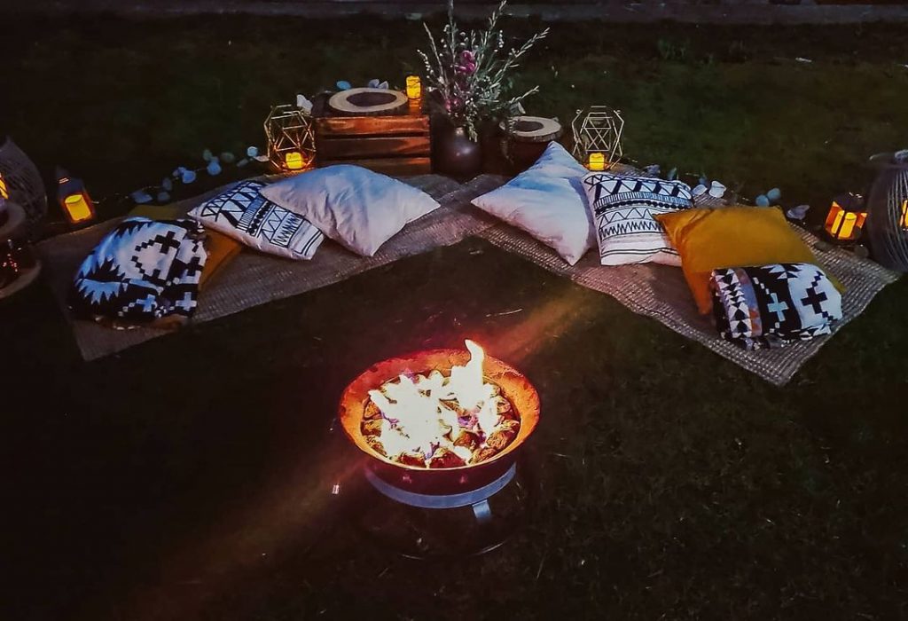 picnic at night