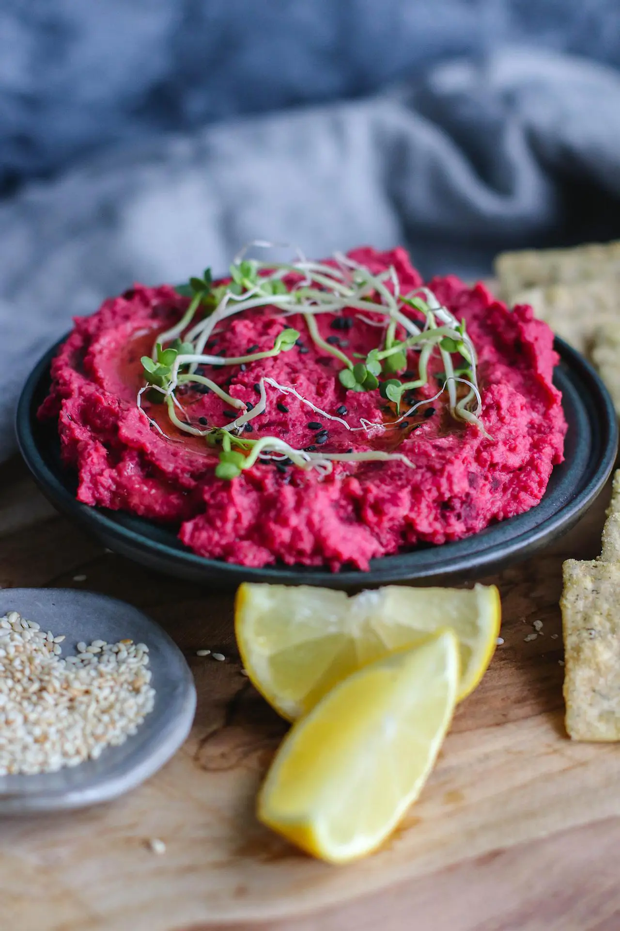 vegan beetroot humus dip idea