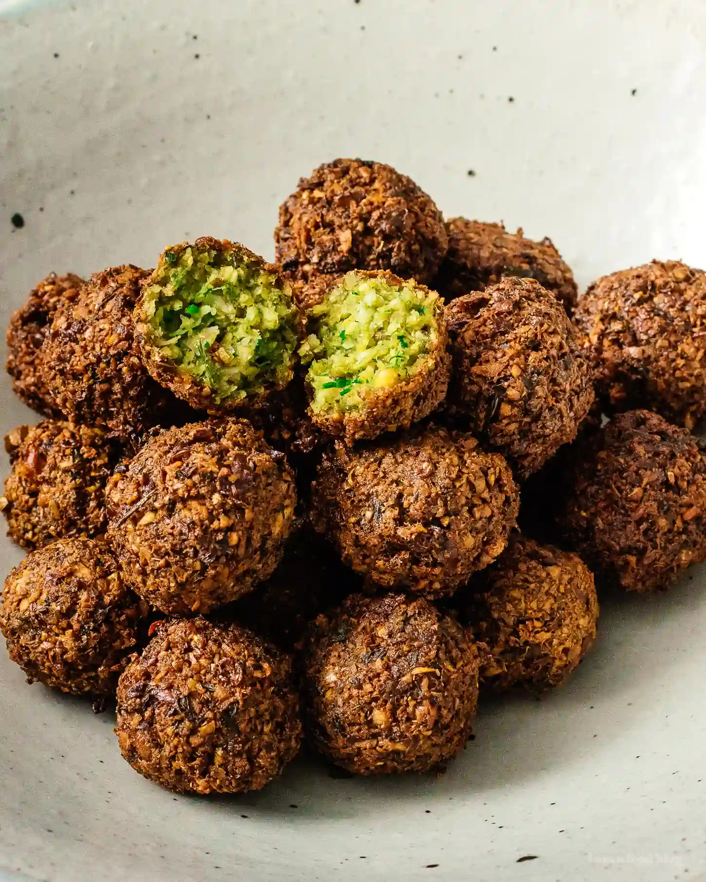 beginner friendly falafel vegan