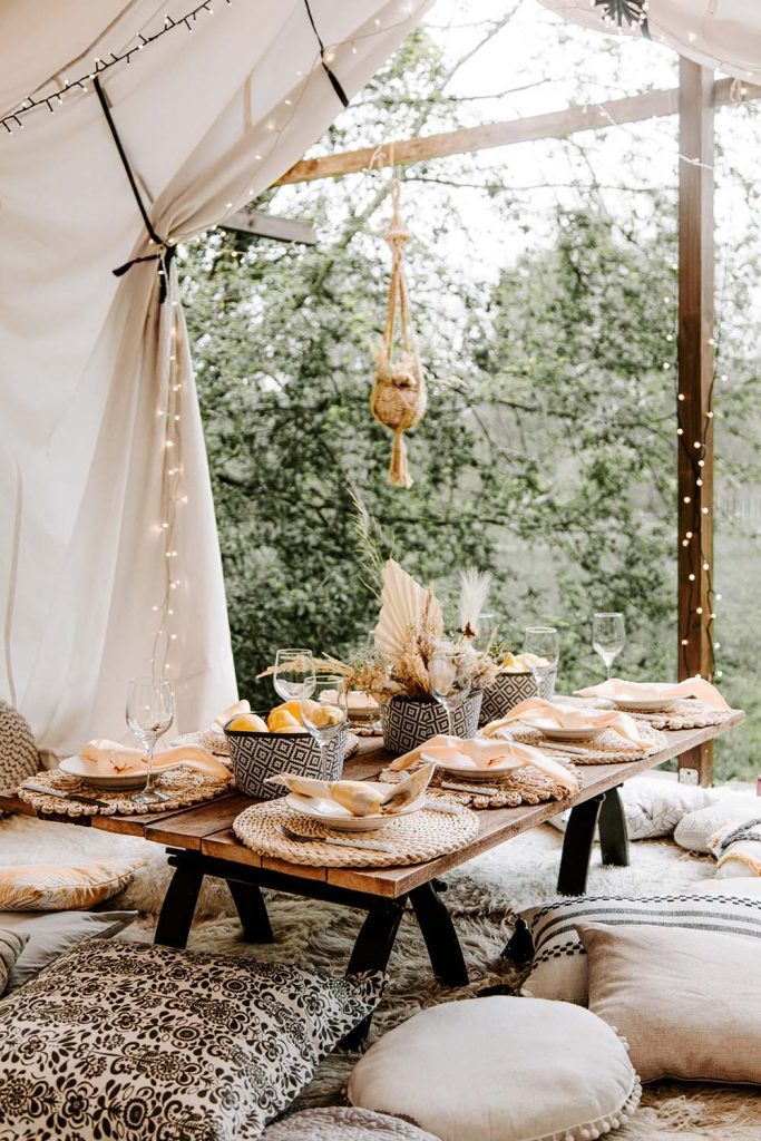 luxury picnic idea bohemian style