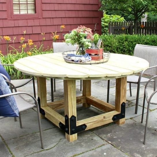 17 Free Picnic Table Plans For 2022 Easy Diys Tale