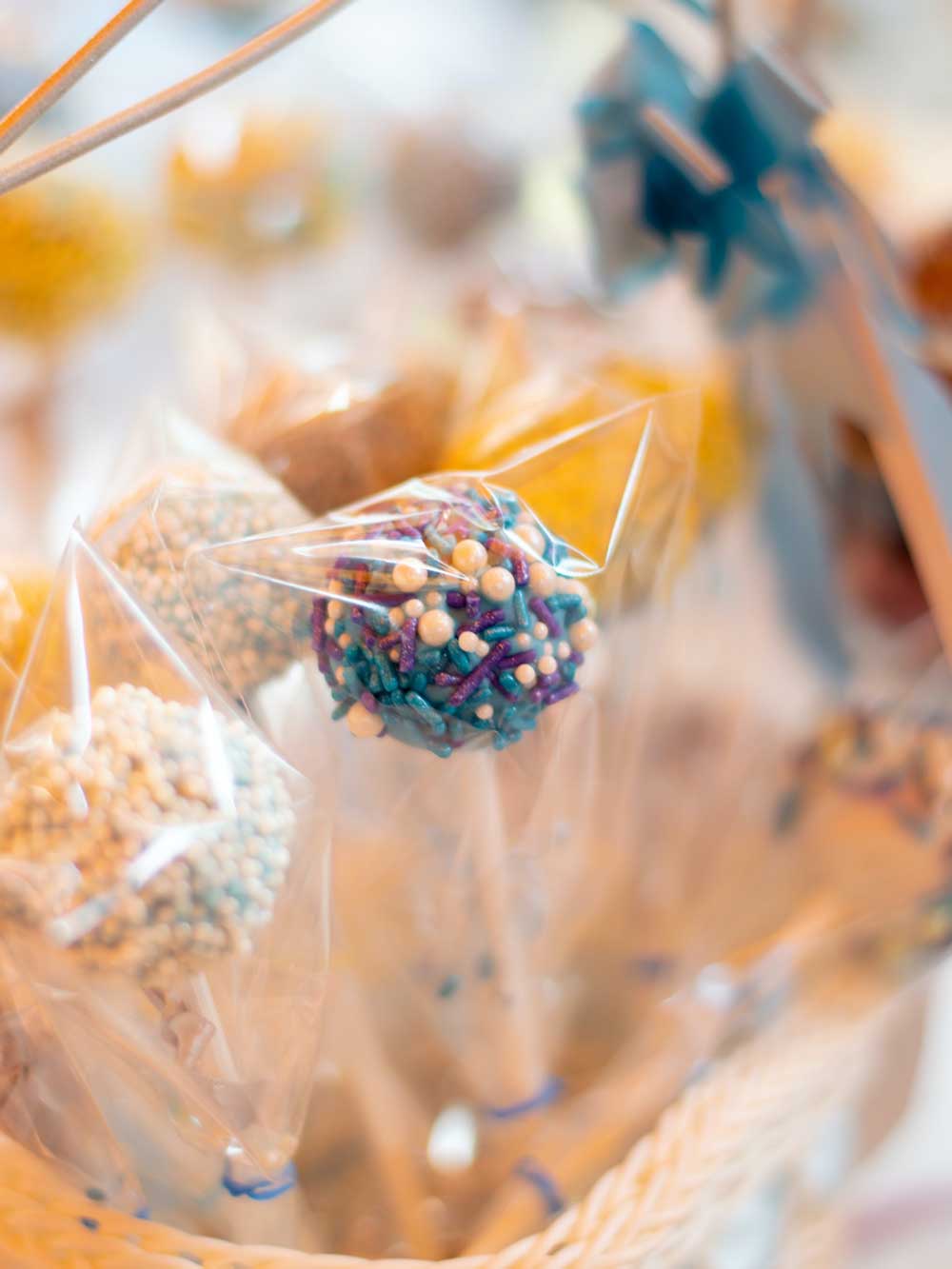 How To Transport Cake Pops (5 Genius Methods) Picnic Tale