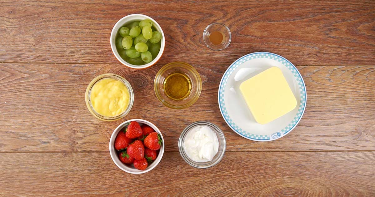 ingredients to make Fruit and Cheese Kabobs