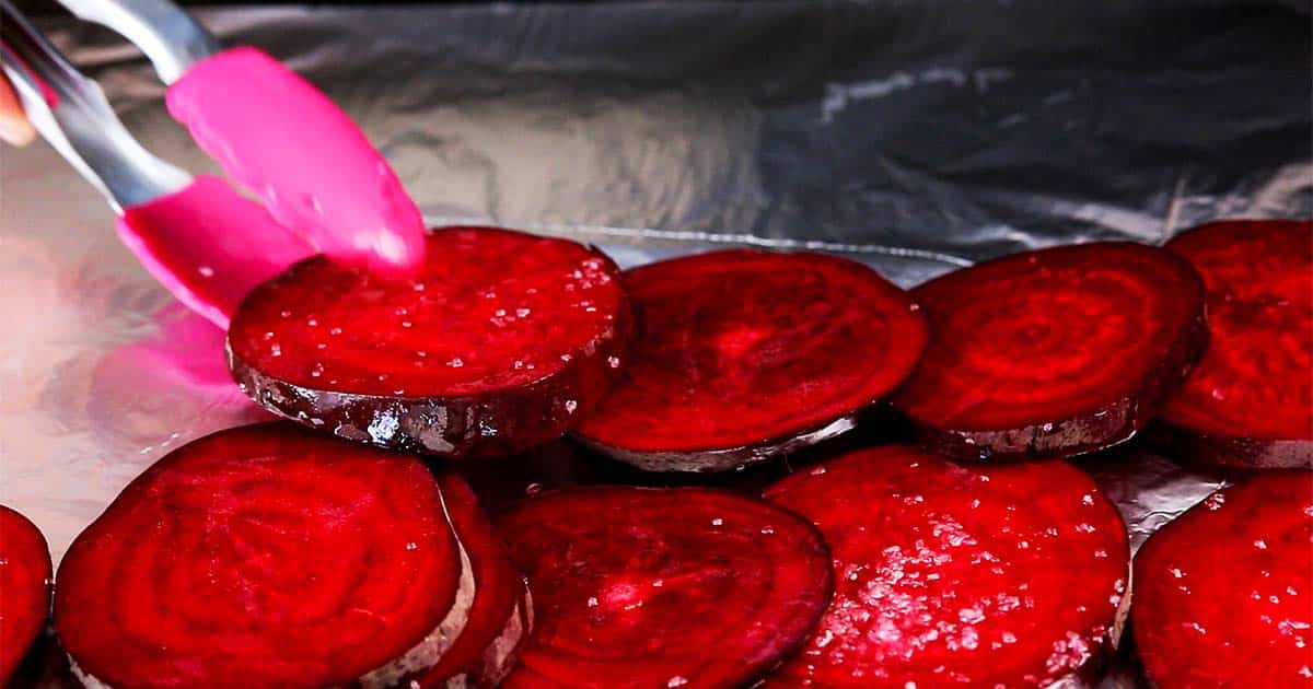 how to make Oven Baked Beet Chips