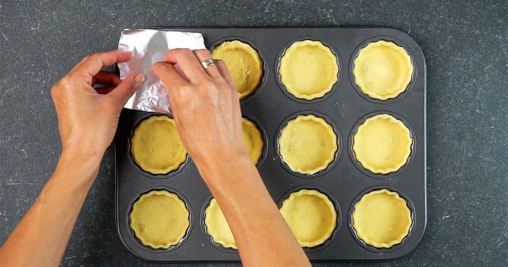 how to make Roasted Tomato Pancetta Mini Quiches