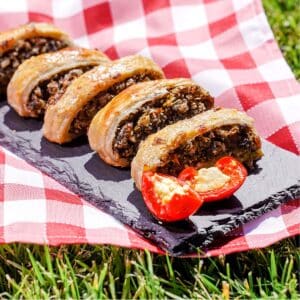picnic recipe for Vegetarian Sausage Rolls