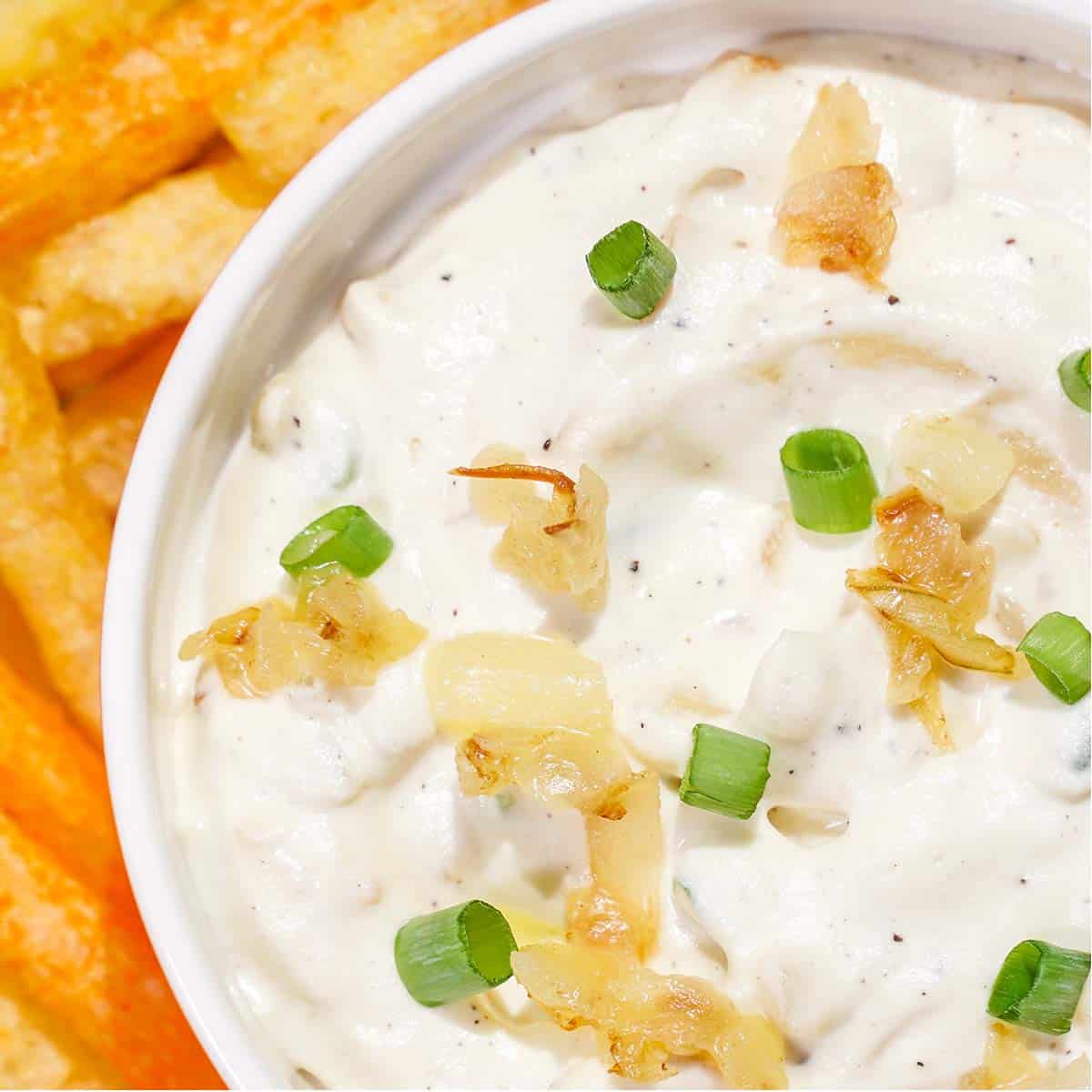 how to serve caramelized onion dip