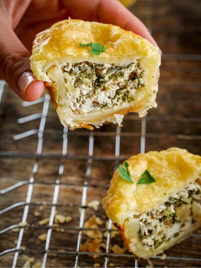 Spinach Ricotta Party Pies for a party